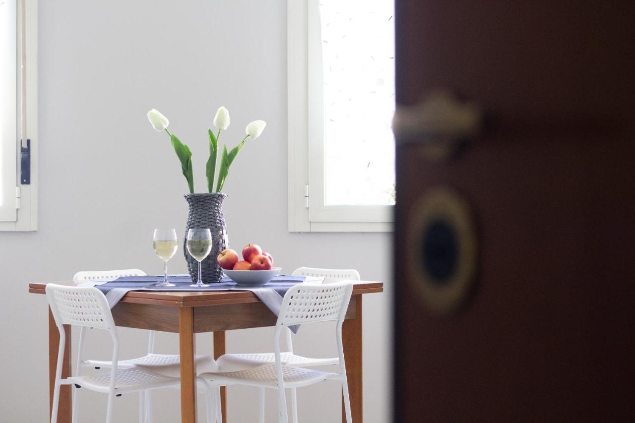 Happy Home Saronno Extérieur photo